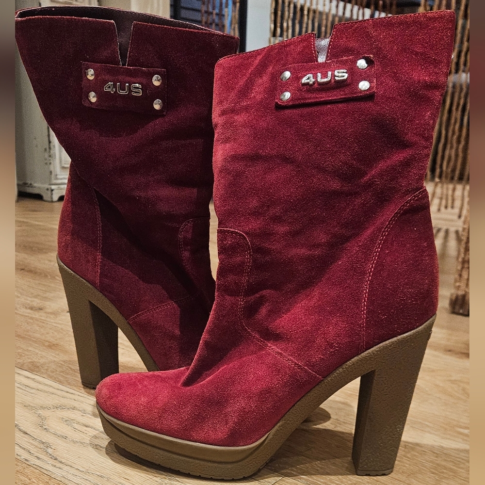 Cesare Paciotti Suede Boots